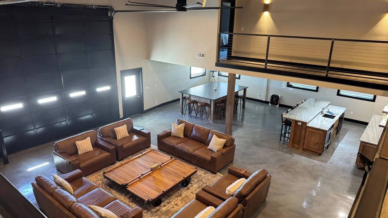 Photo of Livingroom in New Century