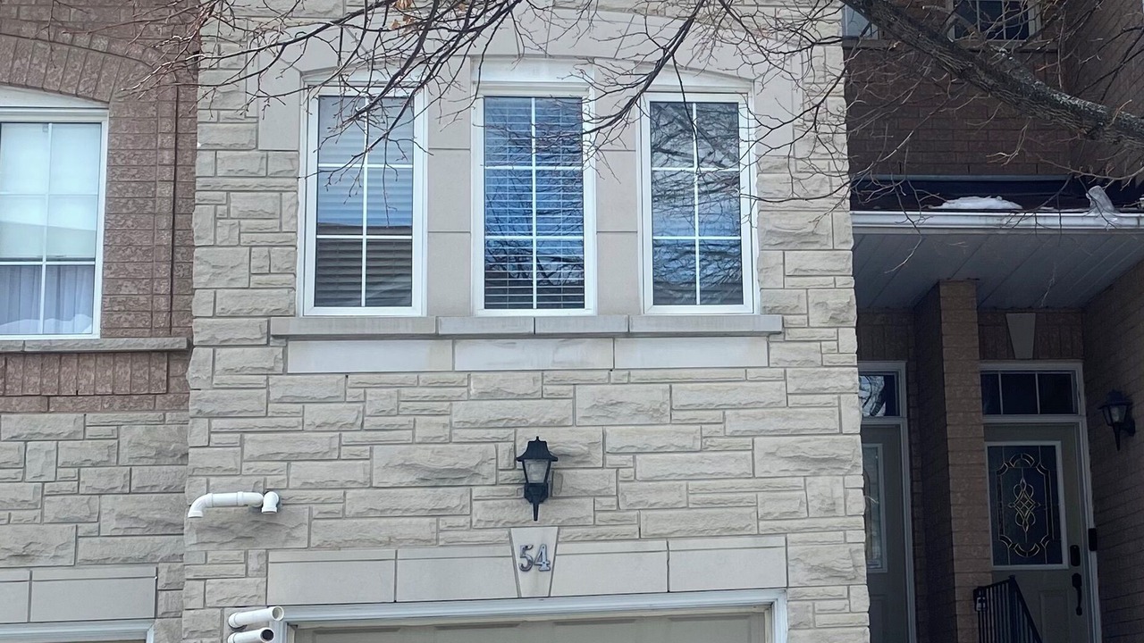 Photo of Outdoor in Mount Dennis