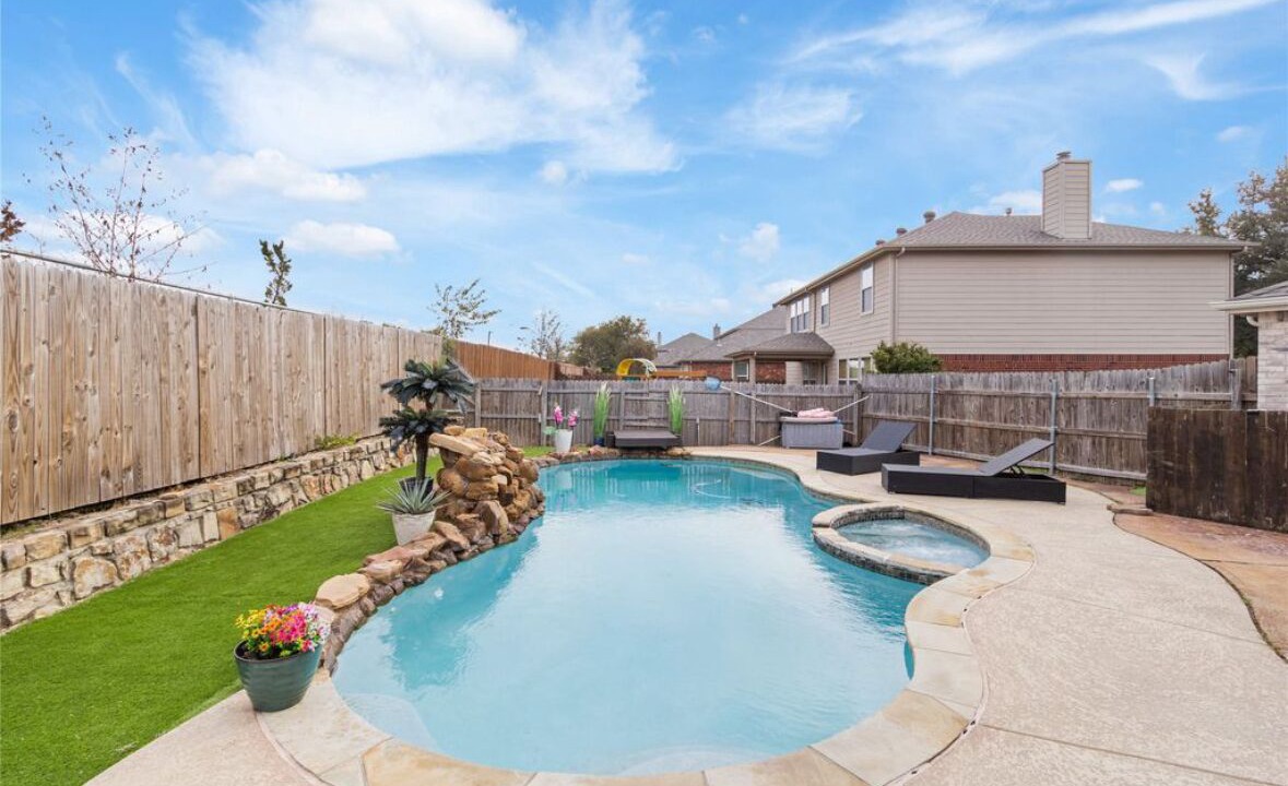 Photo of Outdoor in Keller
