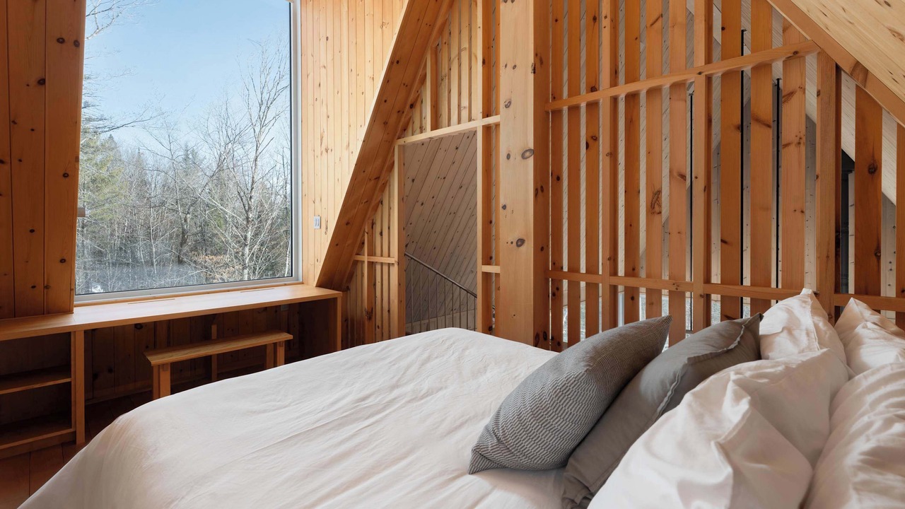 Photo of Bedroom in Chertsey