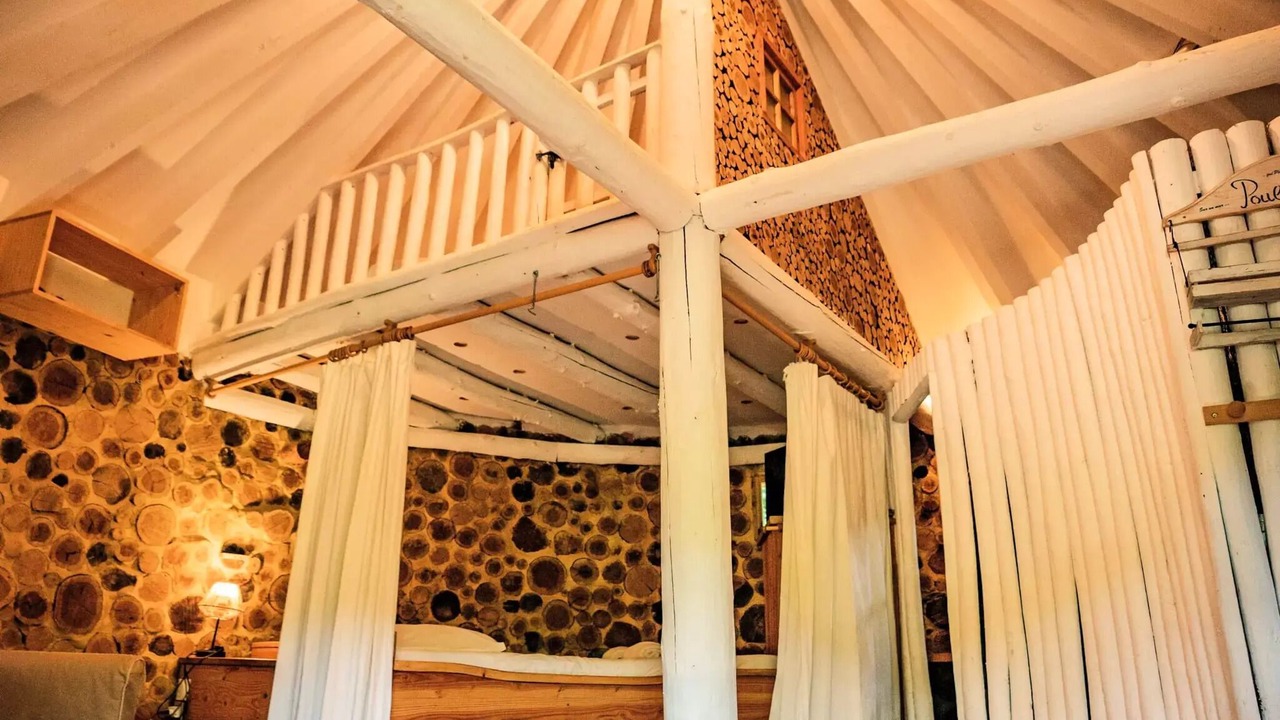 Photo of Bedroom in Saint-Amand-de-Coly