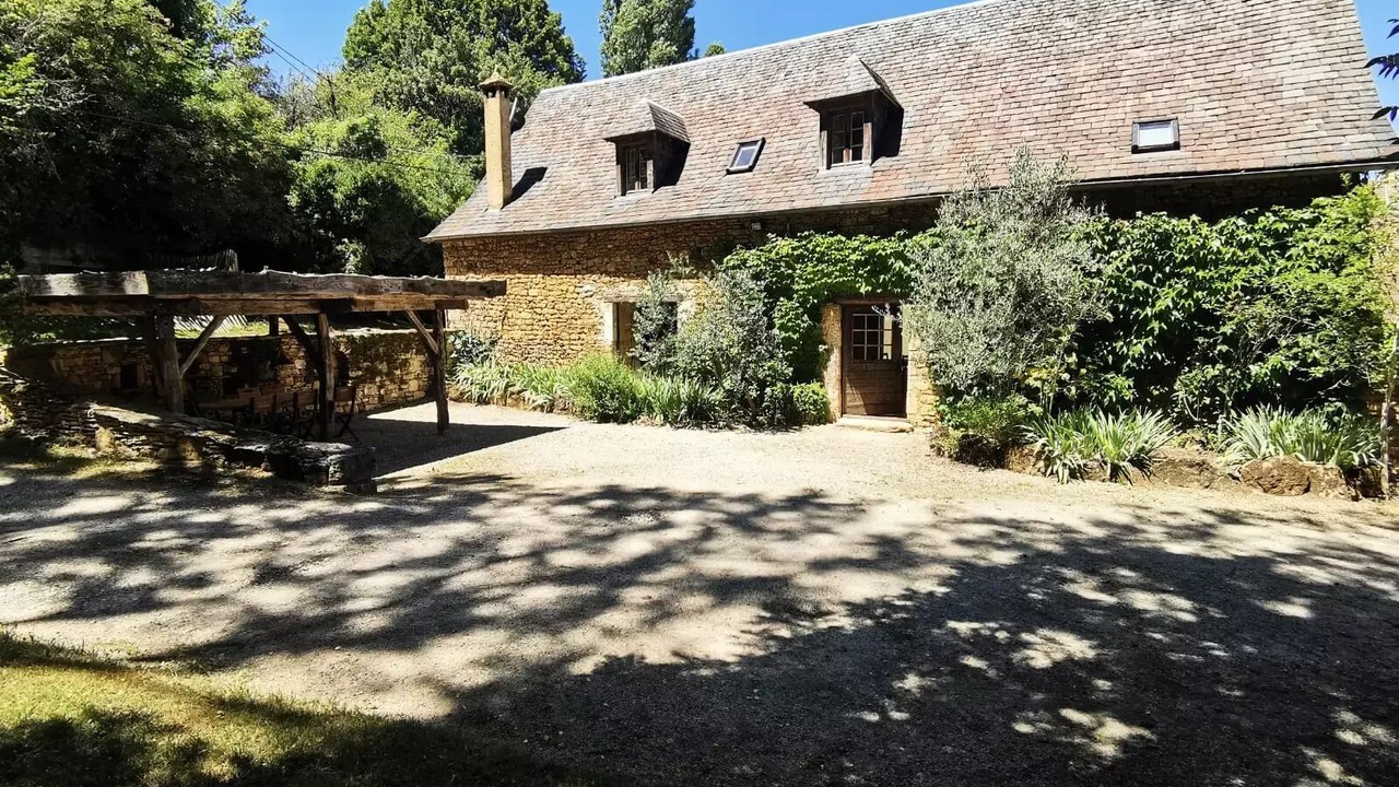 Photo of Outdoor in Saint-Amand-de-Coly
