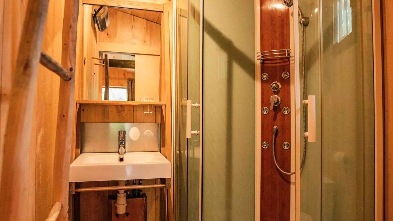 Photo of Bathroom in Saint-Amand-de-Coly