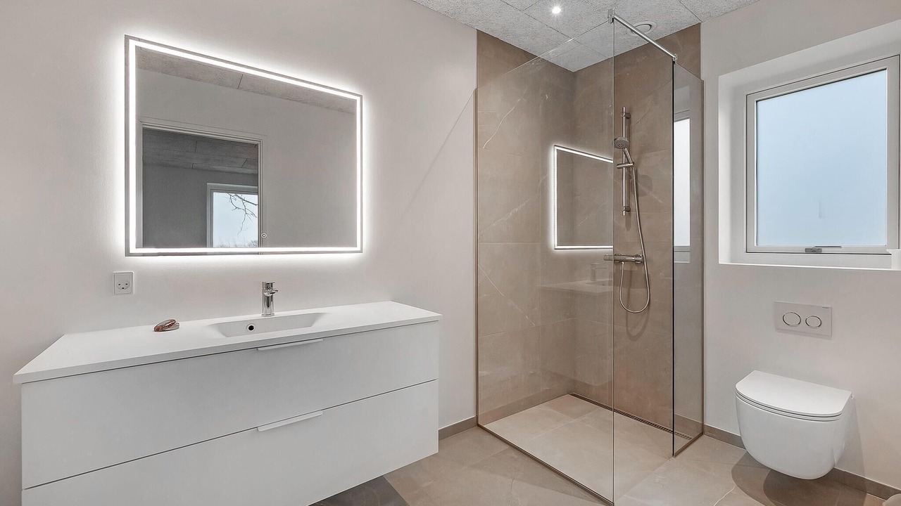 Photo of Bathroom in Tarm