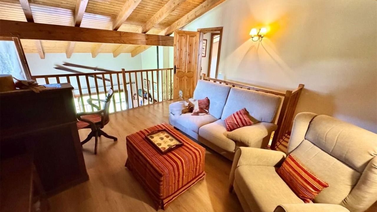 Photo of Livingroom in Sainte-Leocadie