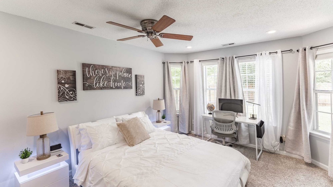 Photo of Bedroom in Huntsville