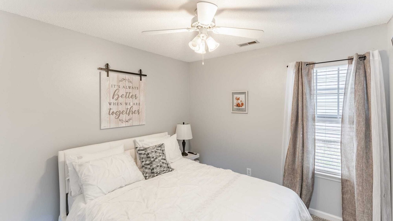 Photo of Bedroom in Huntsville