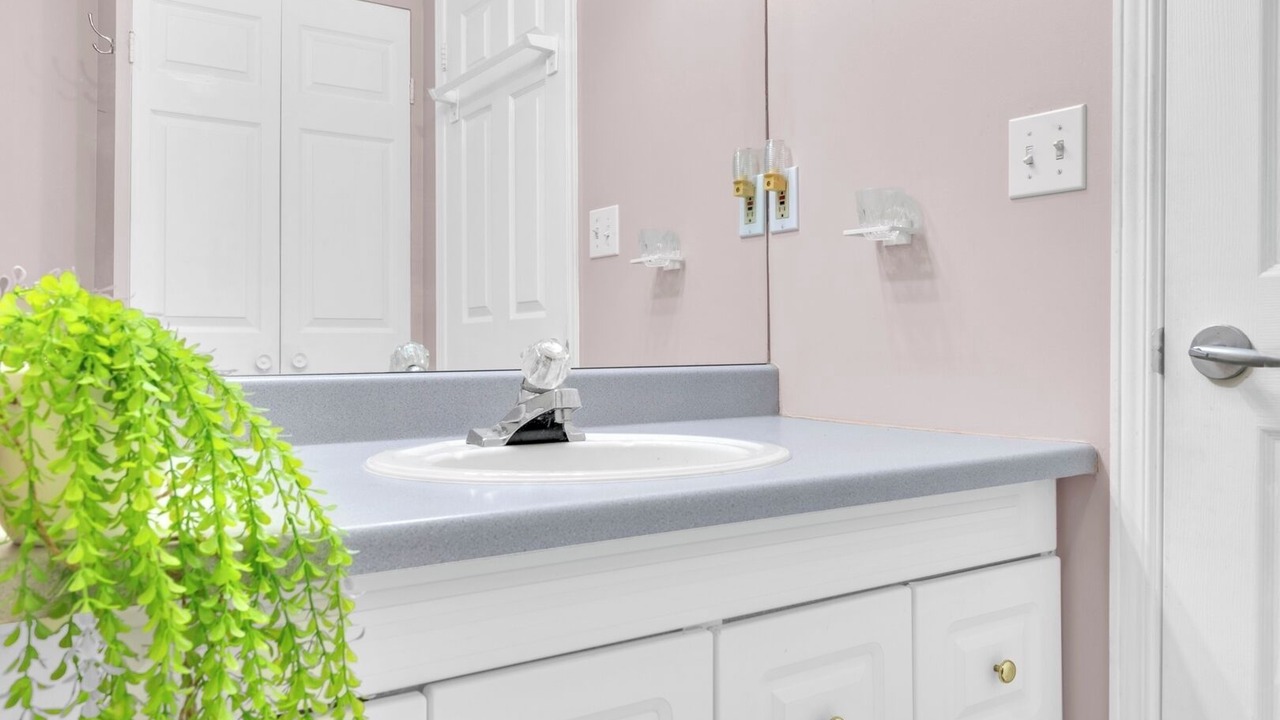 Photo of Bathroom in LaSalle
