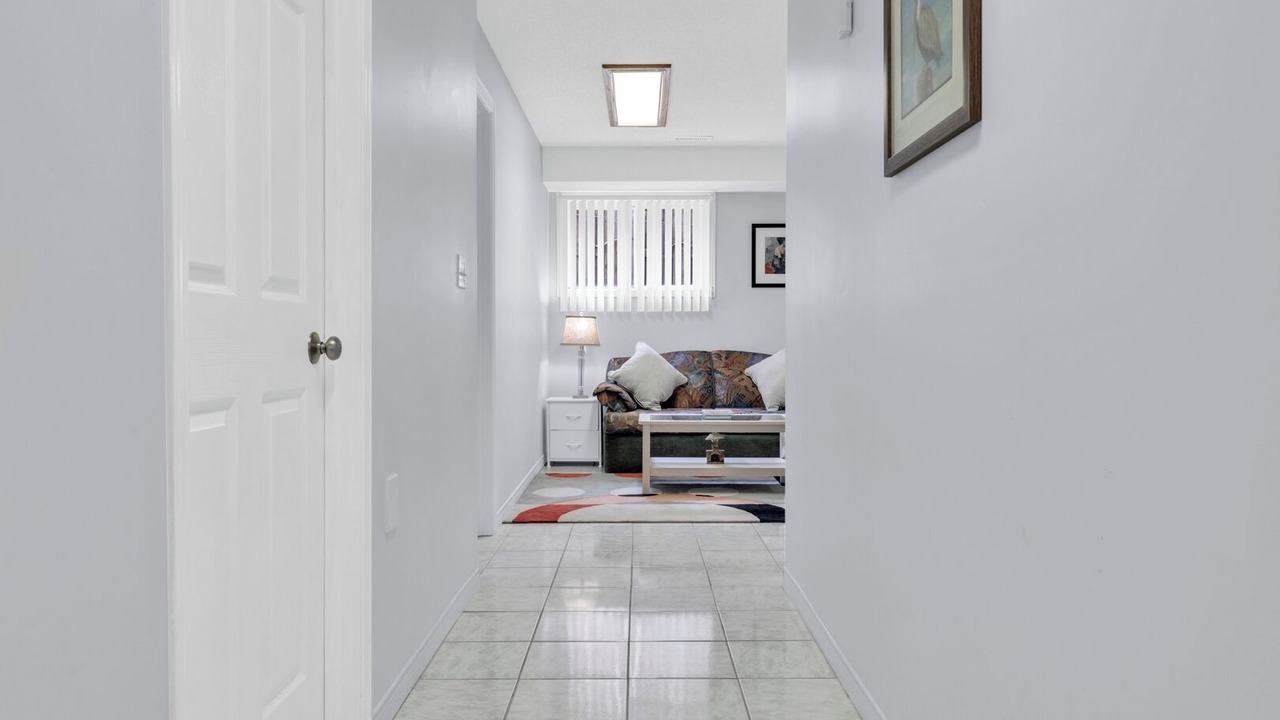 Photo of Livingroom in LaSalle