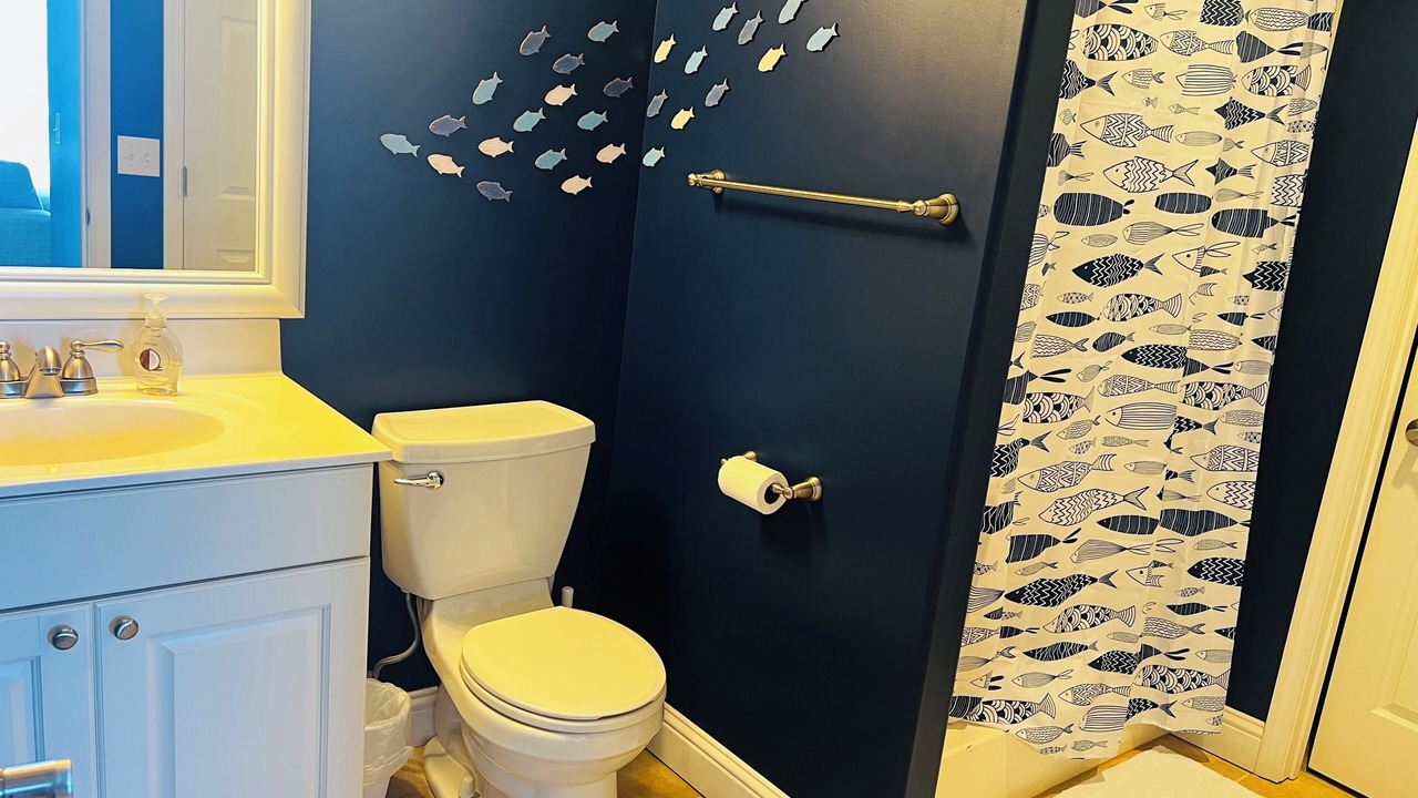 Photo of Bathroom in Roach