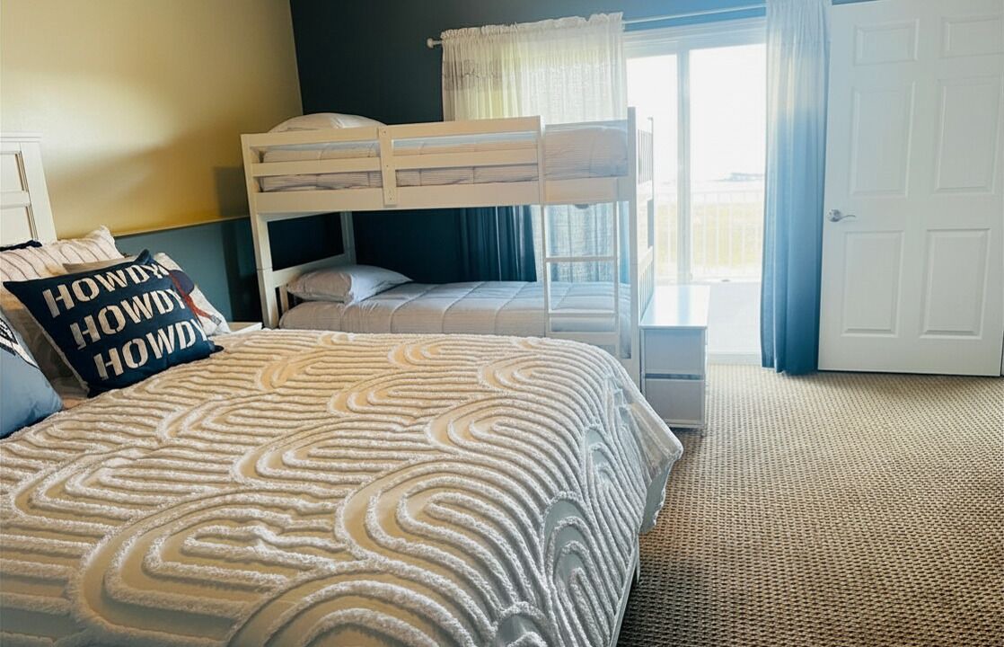 Photo of Bedroom in Roach