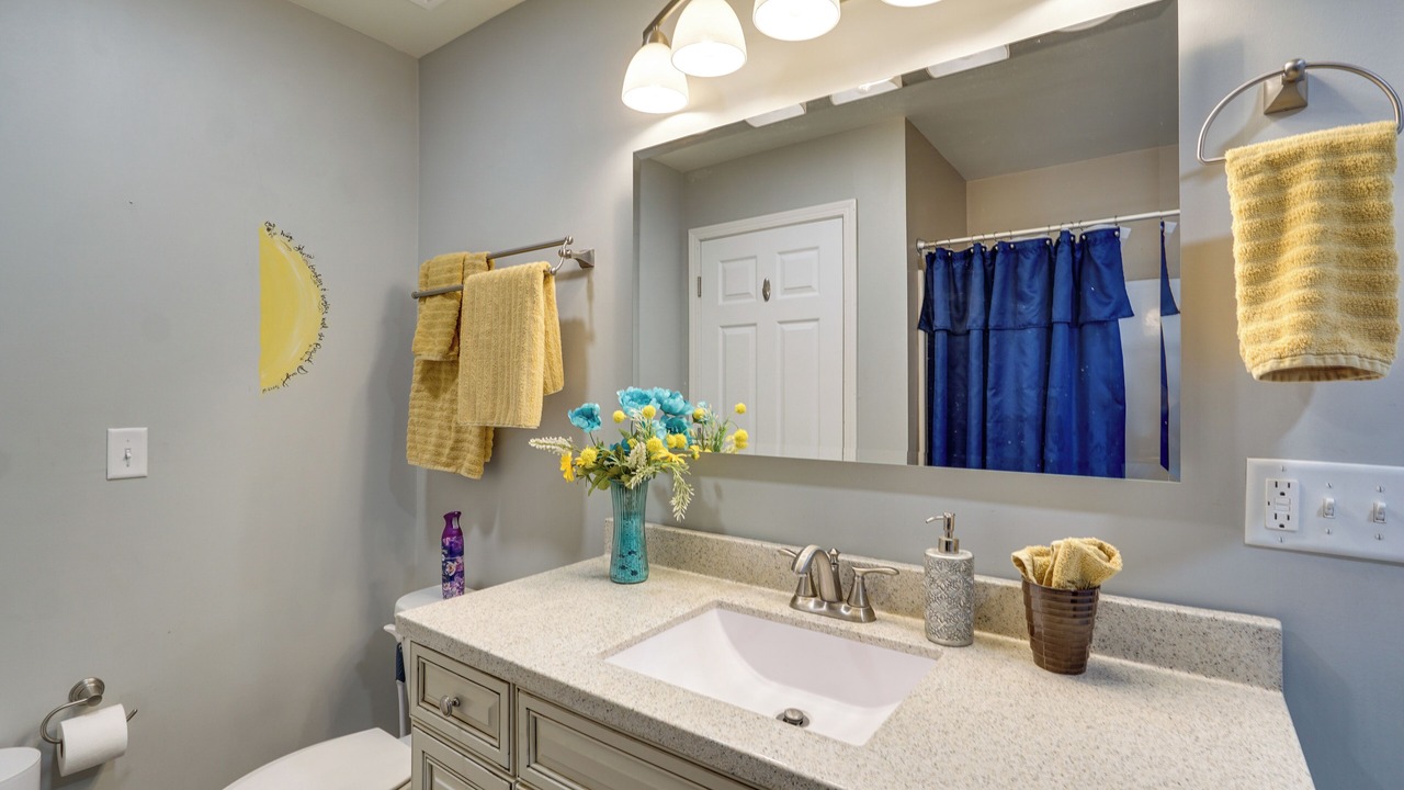 Photo of Bathroom in Richland