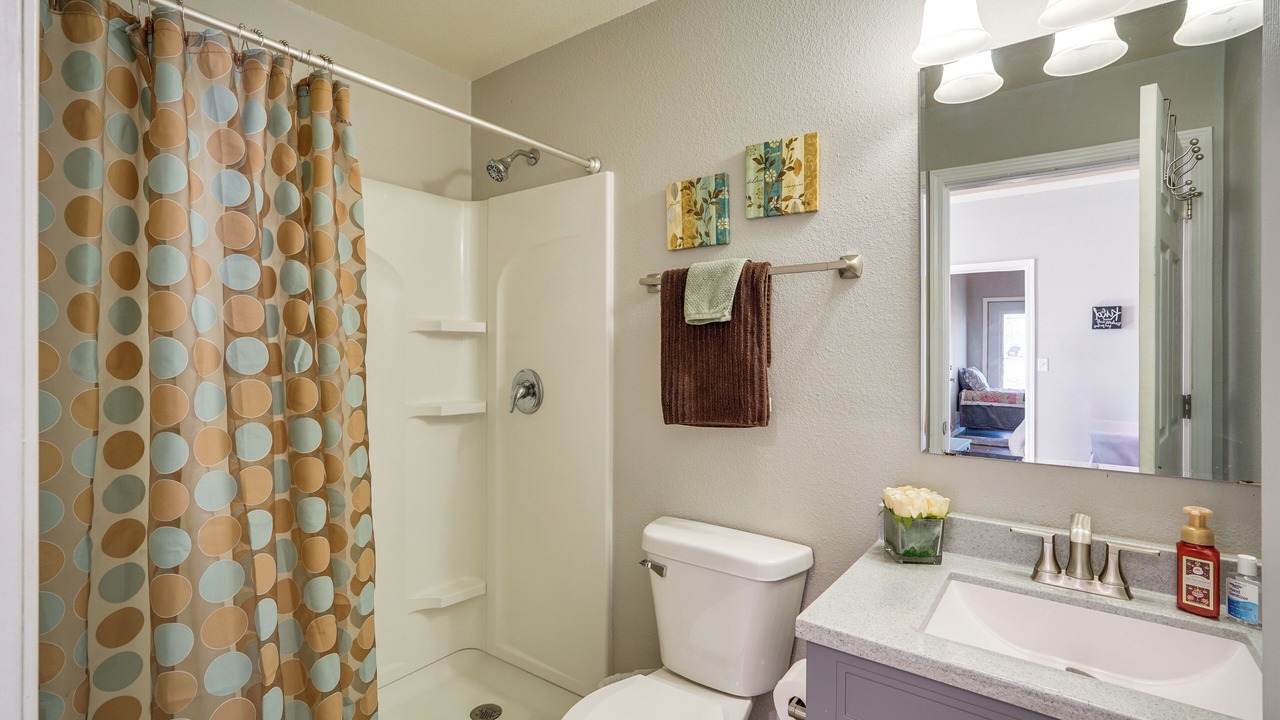 Photo of Bathroom in Richland
