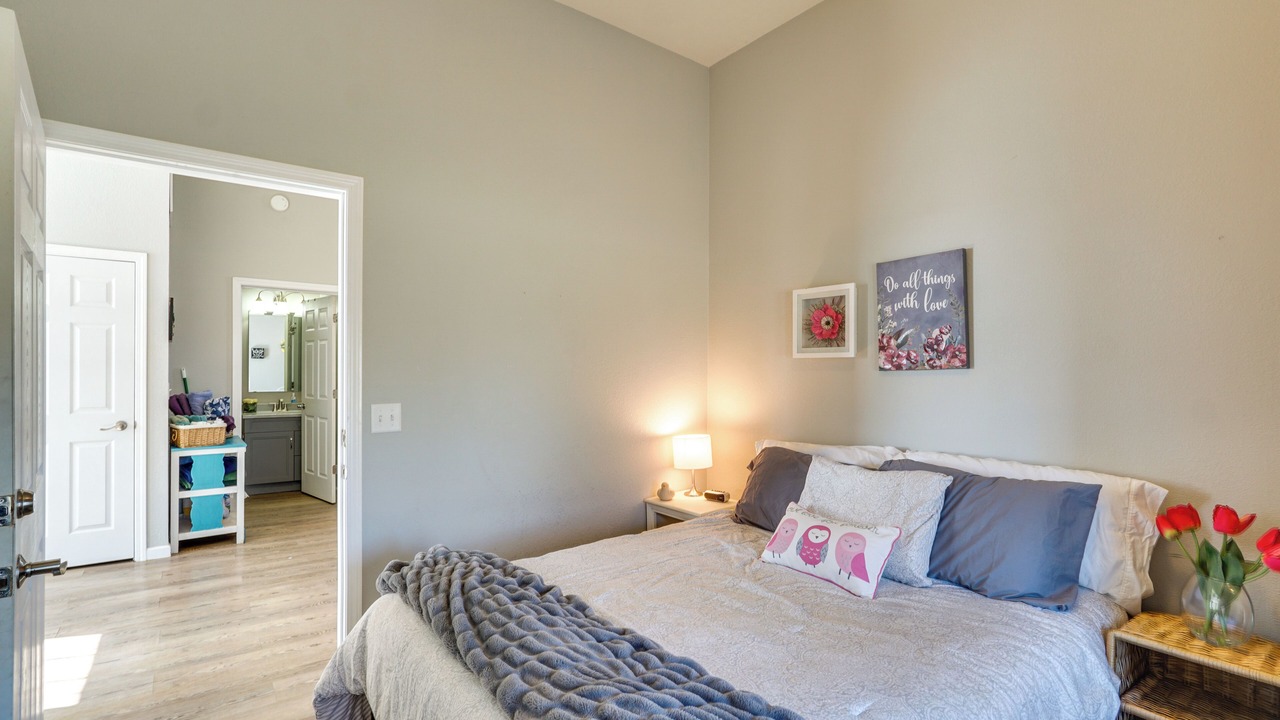 Photo of Bedroom in Richland