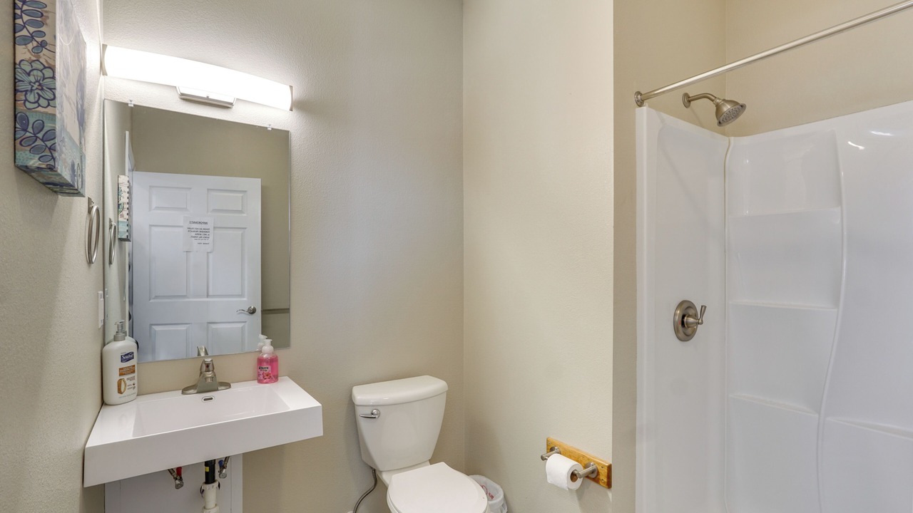 Photo of Bathroom in Richland