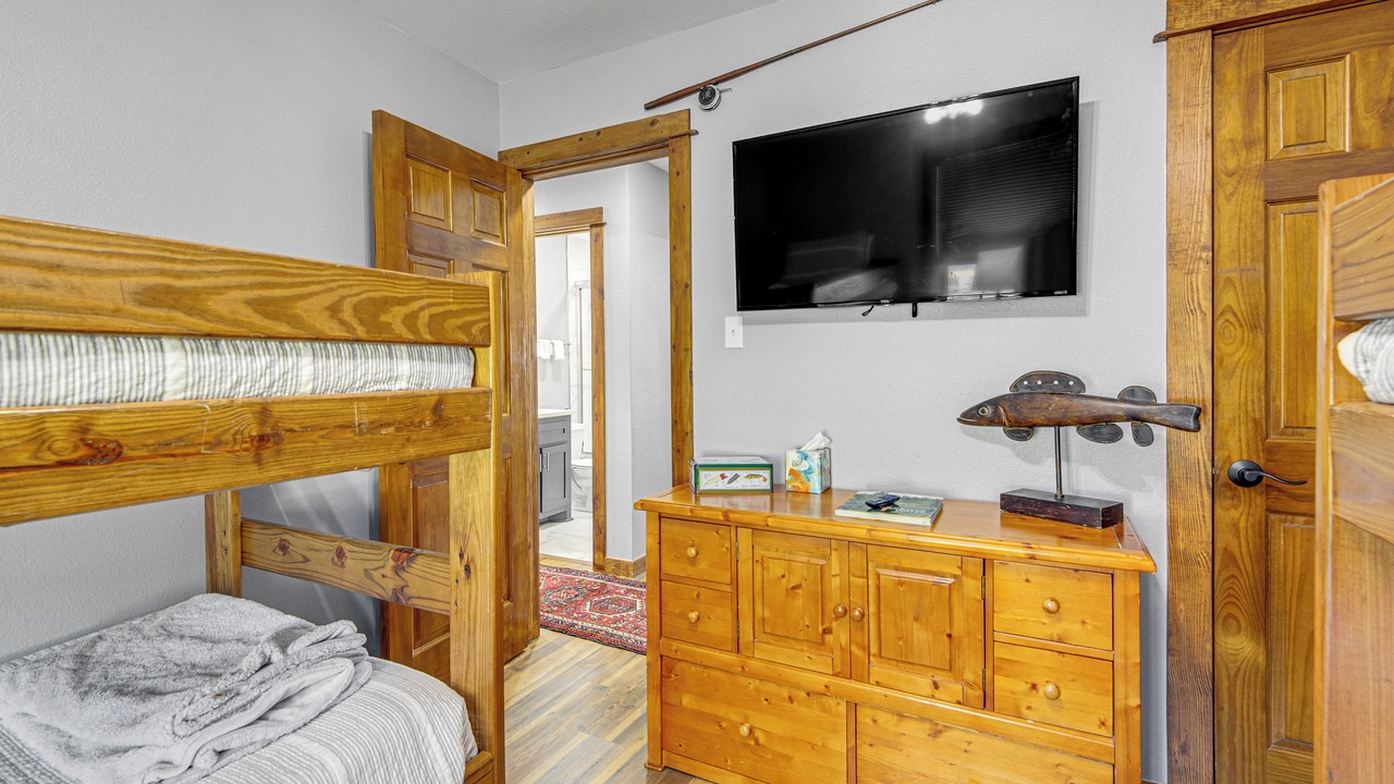 Photo of Bedroom in Gun Barrel City