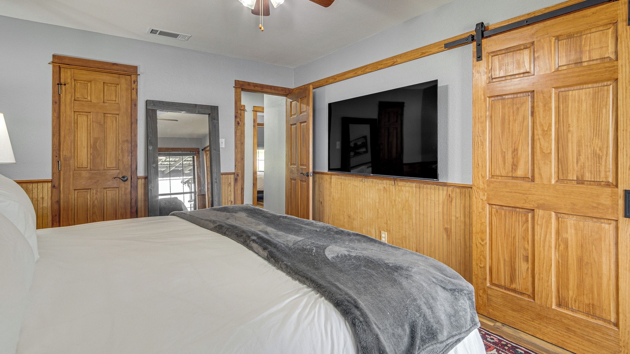Photo of Bedroom in Gun Barrel City