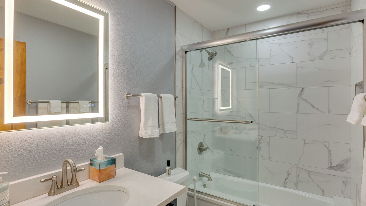 Photo of Bathroom in Gun Barrel City