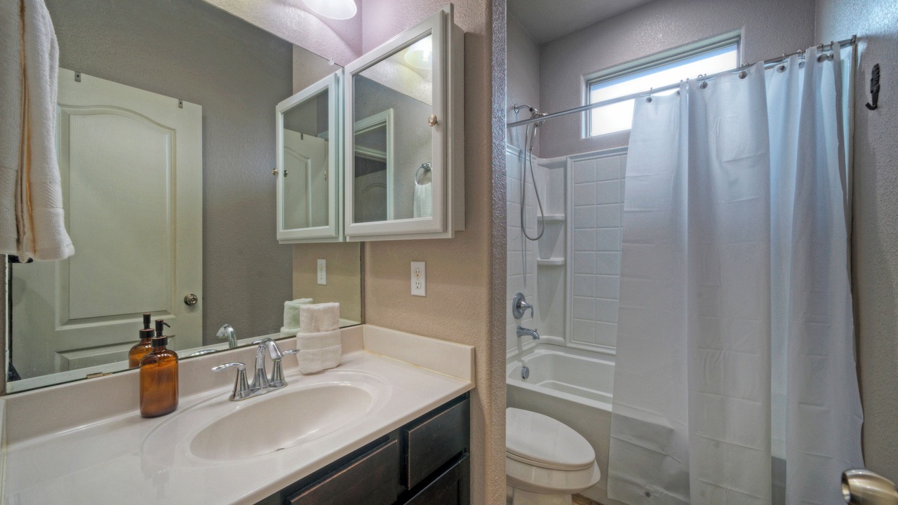 Photo of Bathroom in Northwest Corpus Christi