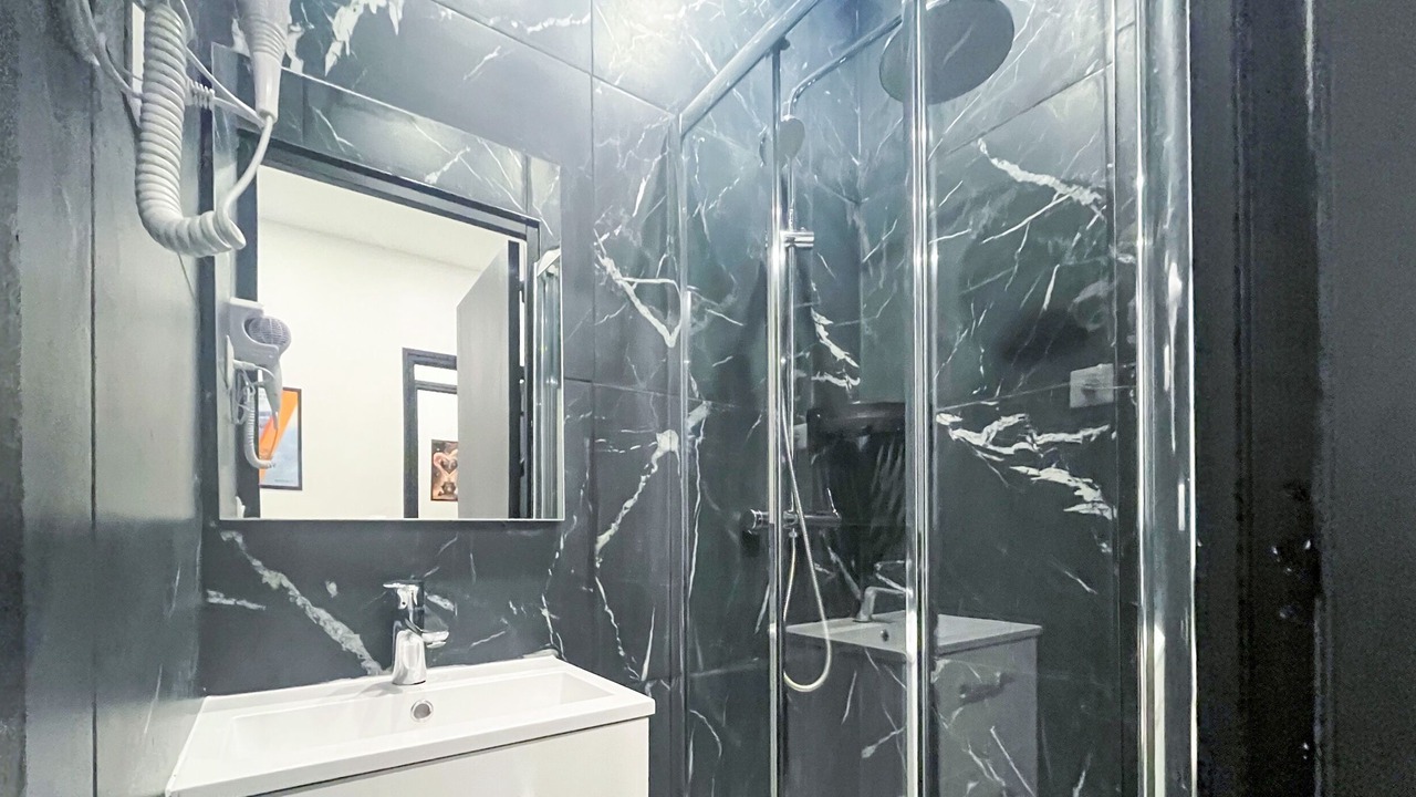 Photo of Bathroom in Plaisance