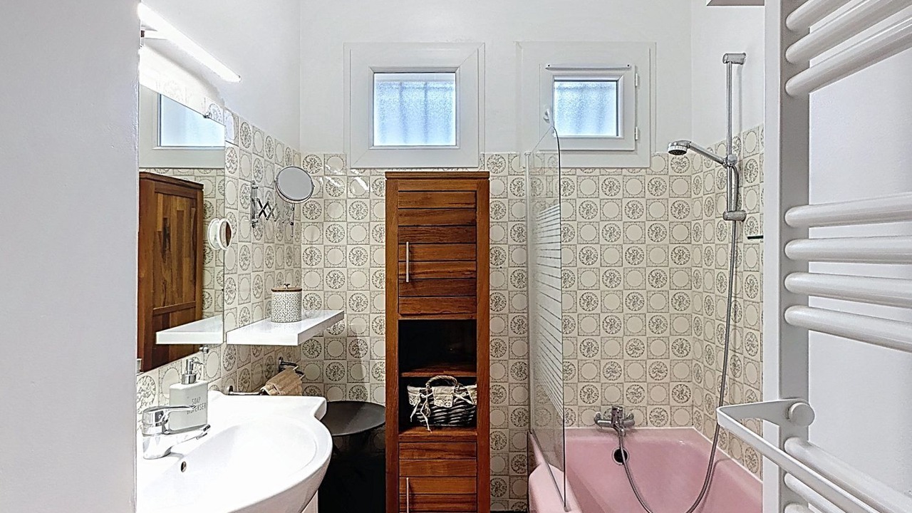 Photo of Bathroom in Durfort