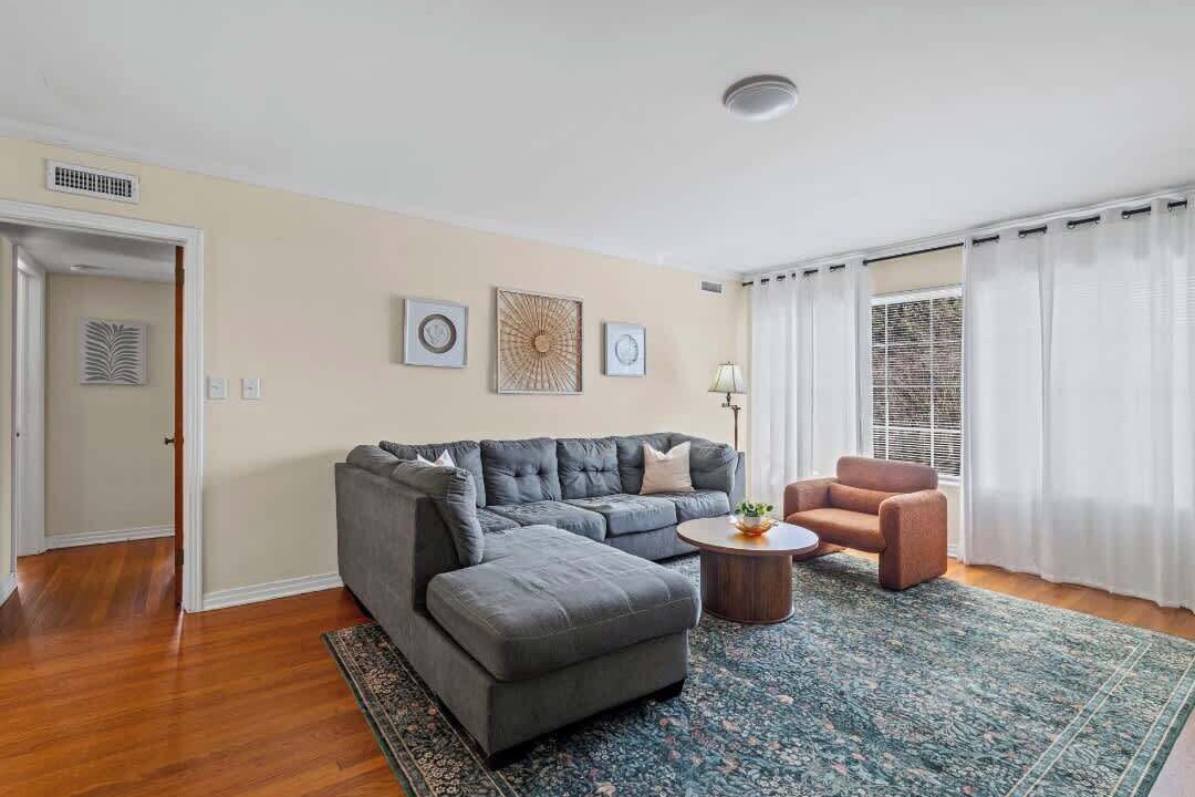 Photo of Livingroom in Avondale