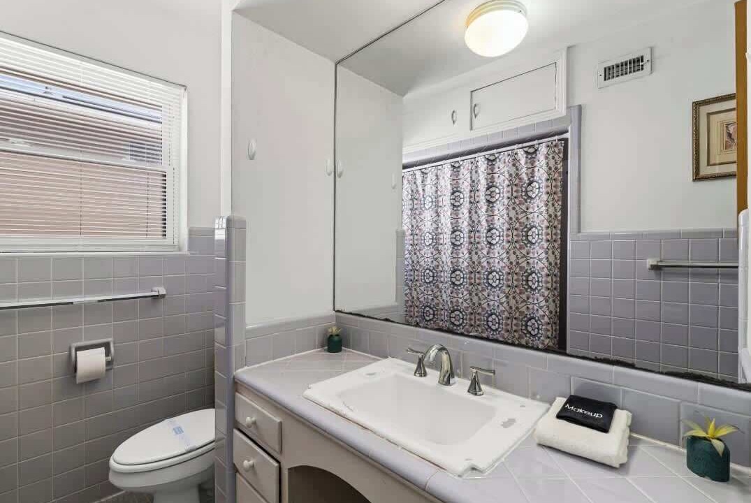 Photo of Bathroom in Avondale