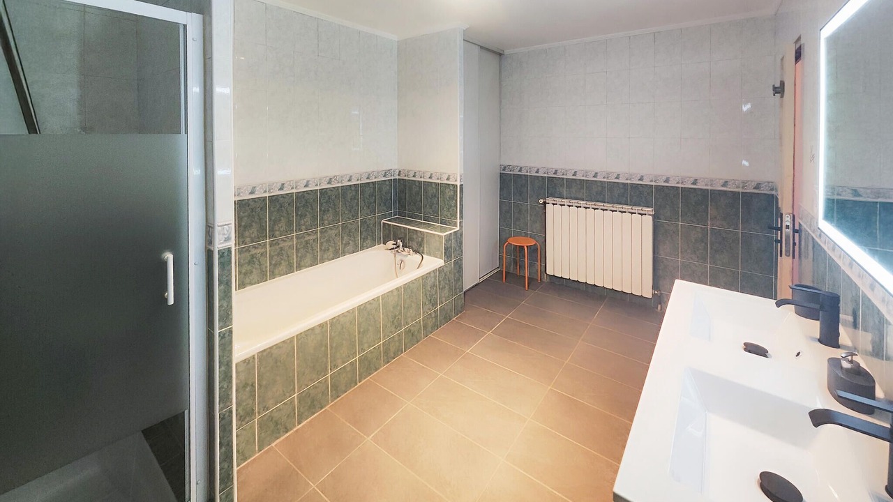 Photo of Bathroom in Cessenon-sur-Orb