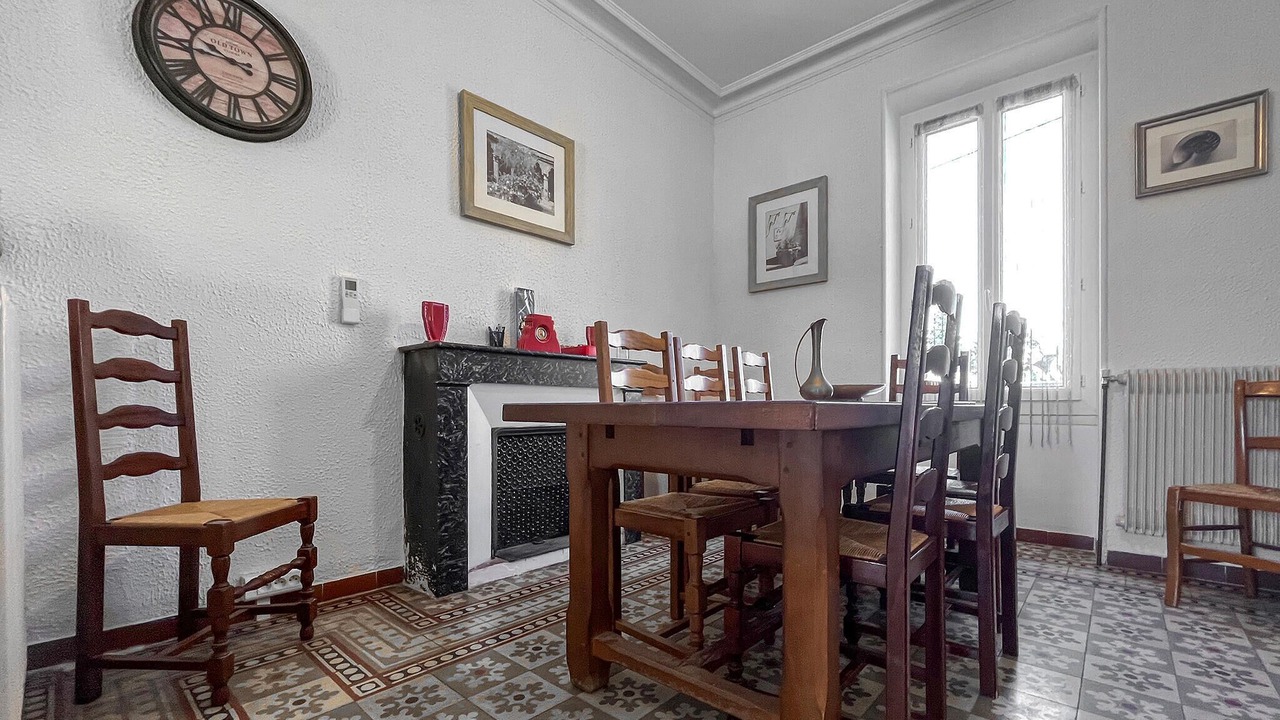 Photo of Bedroom in Saint-Laurent-La-Vernede