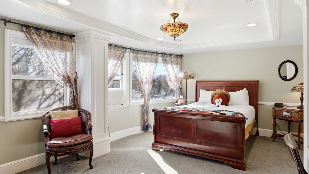 Photo of Bedroom in Heber