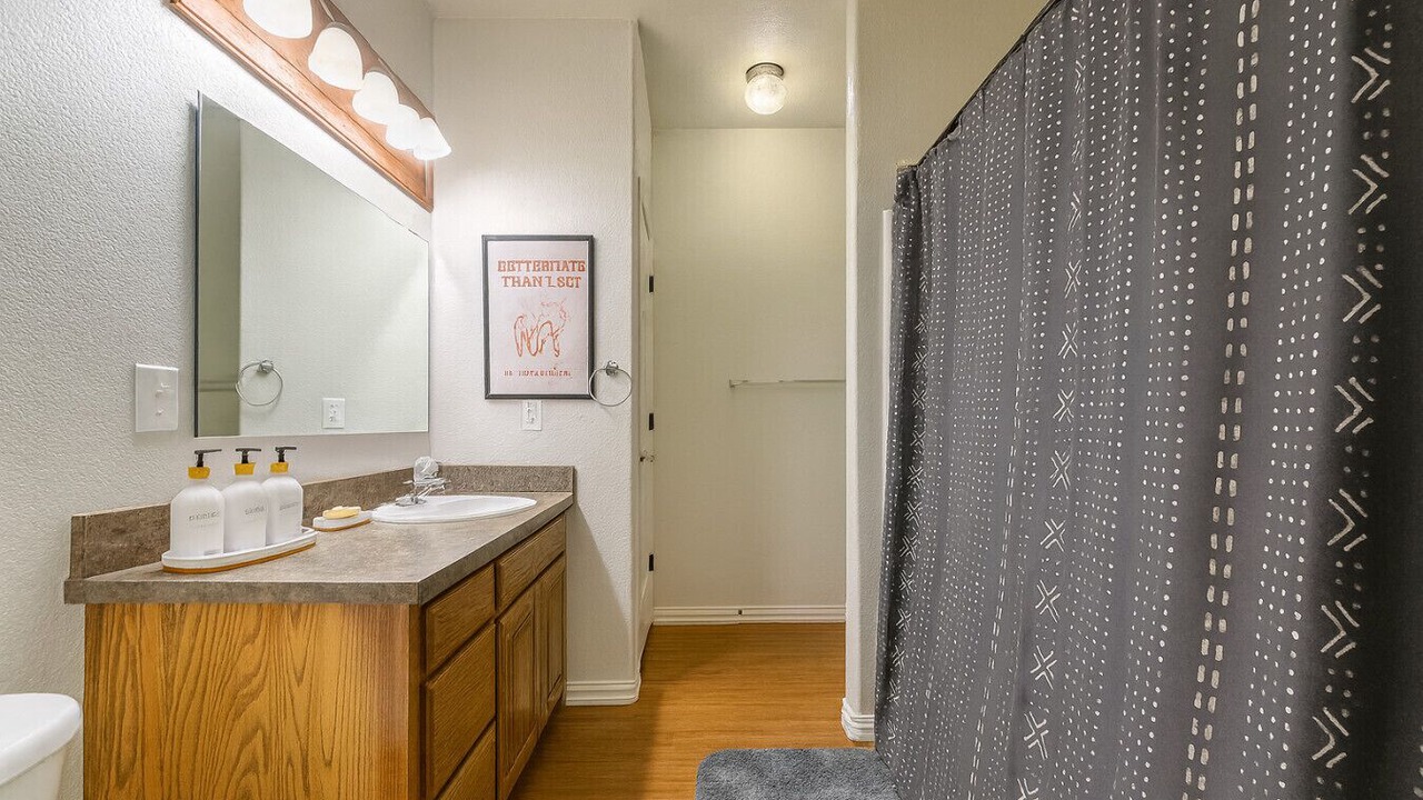 Photo of Bathroom in Calera