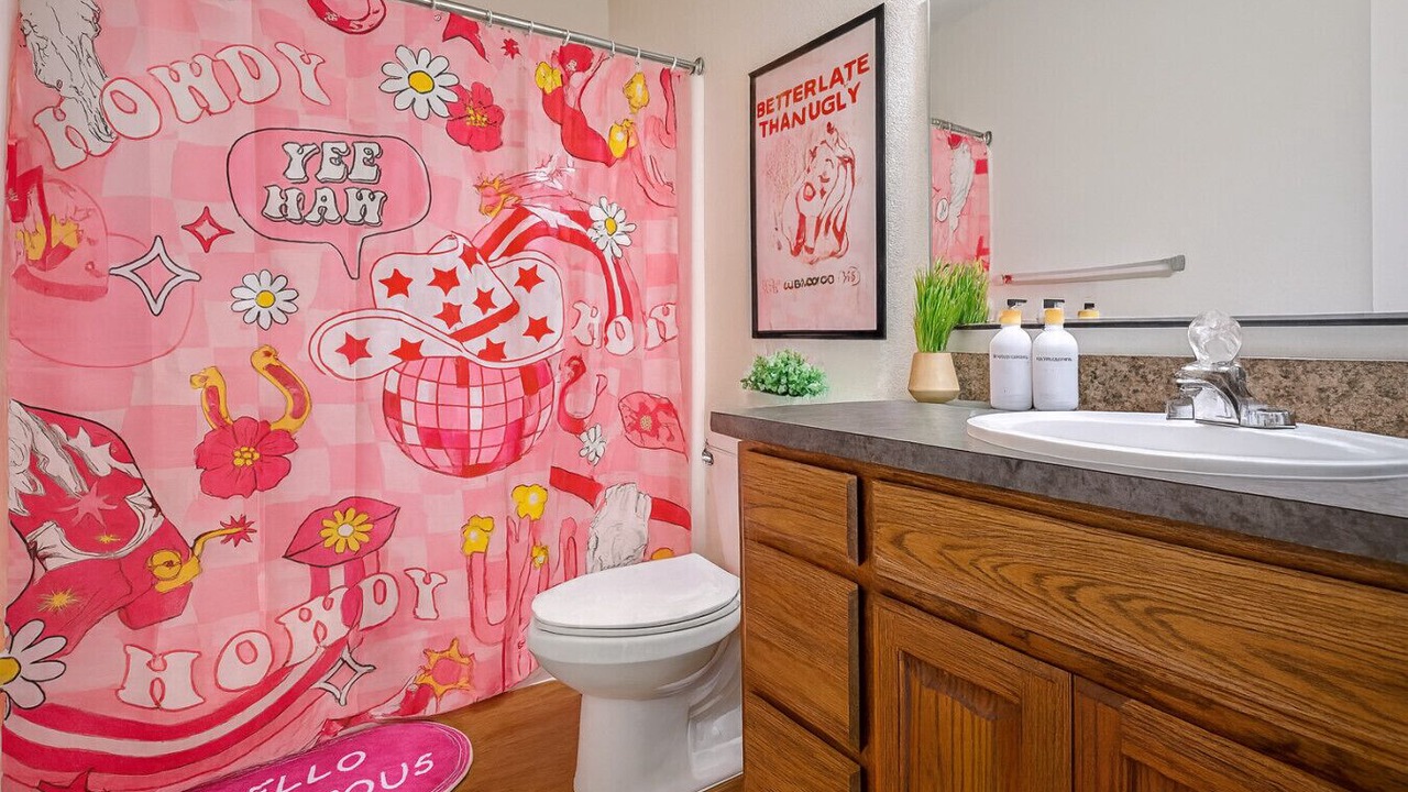 Photo of Bathroom in Calera
