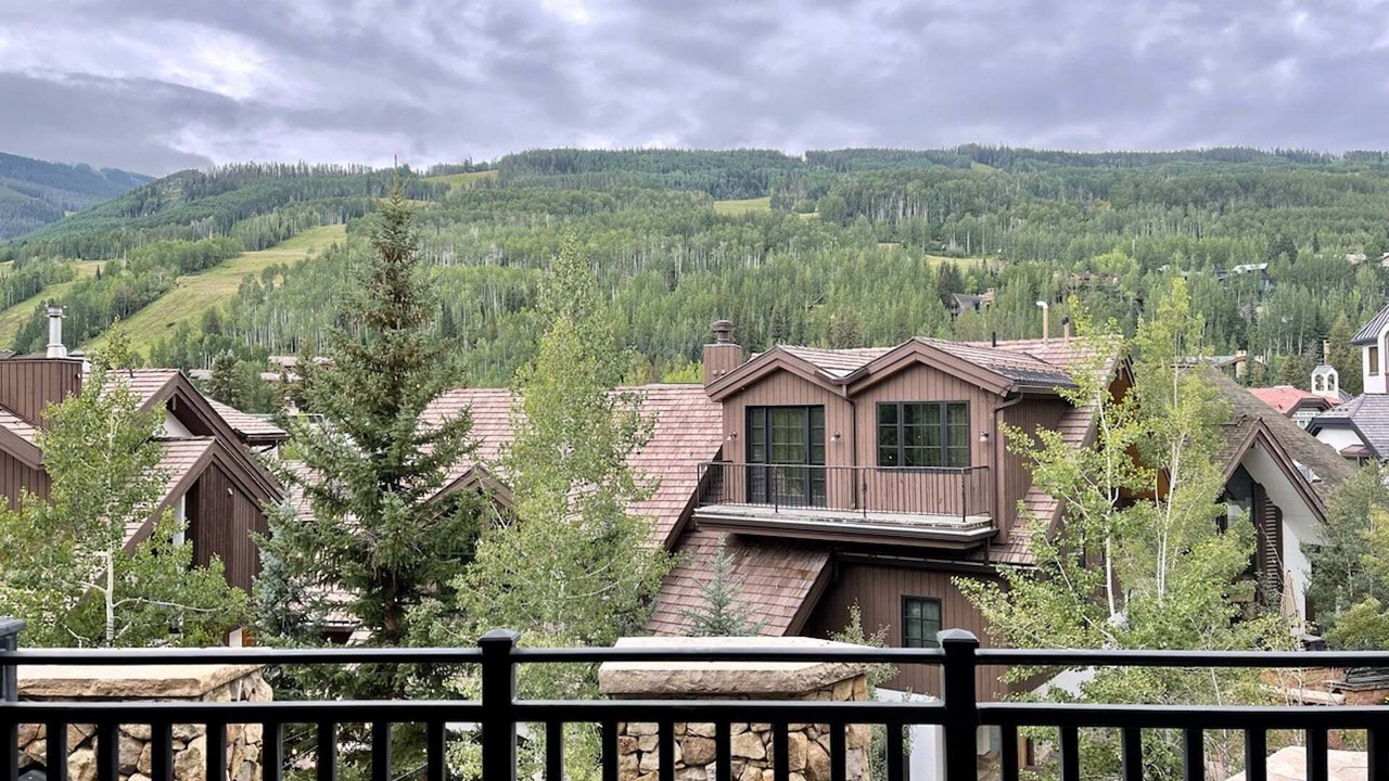 Photo of Patio Balcony in Whitepine