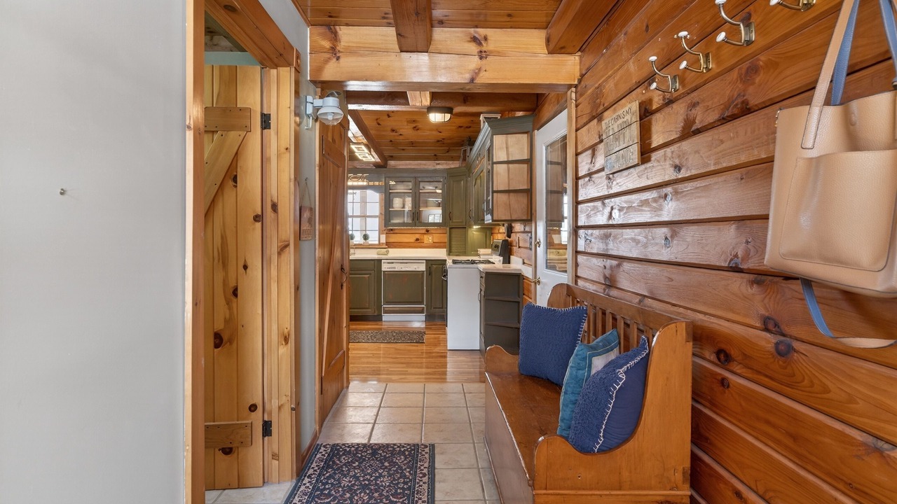 Photo of Bedroom in Watkins Glen