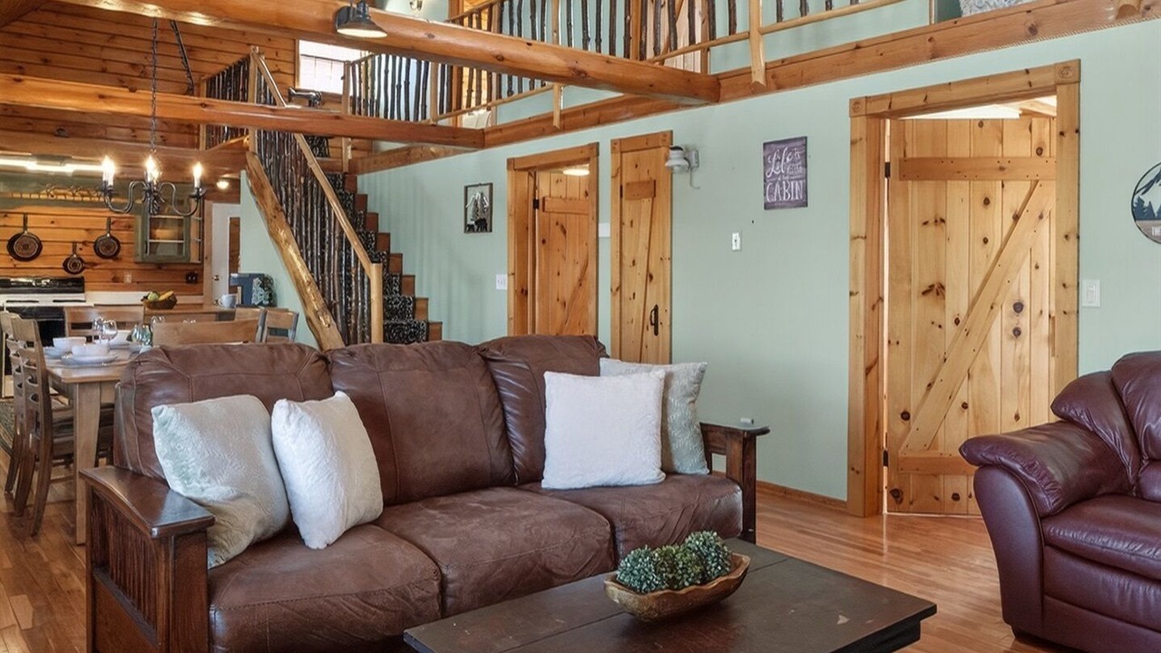 Photo of Livingroom in Watkins Glen