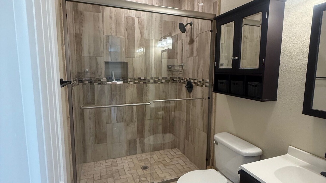 Photo of Bathroom in Era