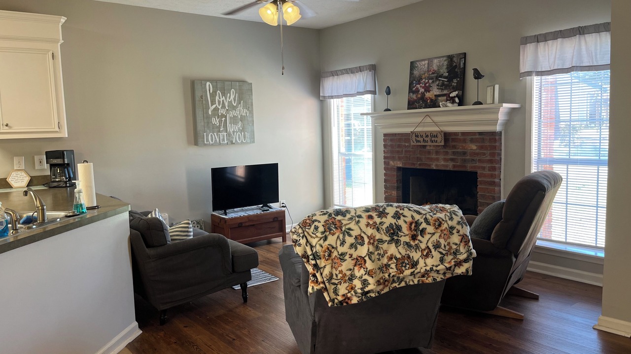 Photo of Livingroom in Flowood