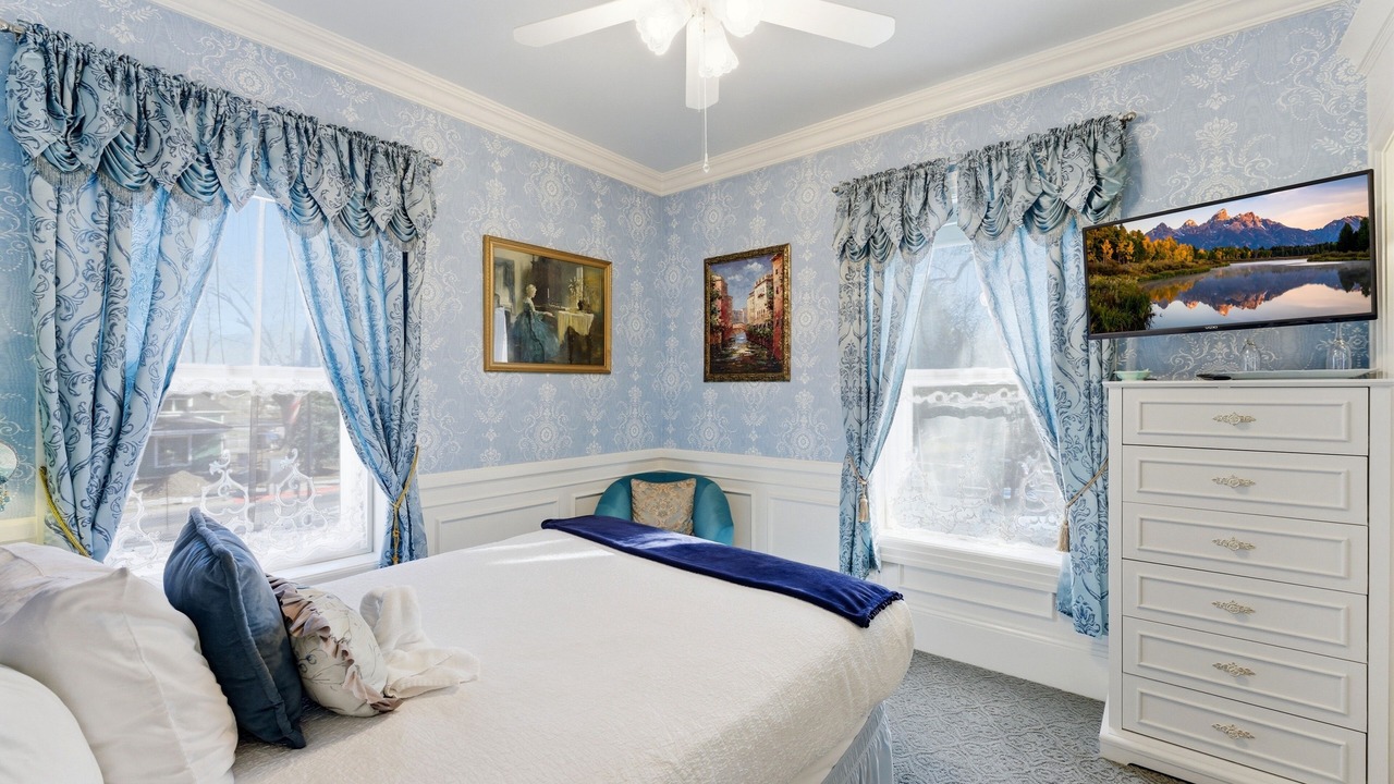 Photo of Bedroom in Heber