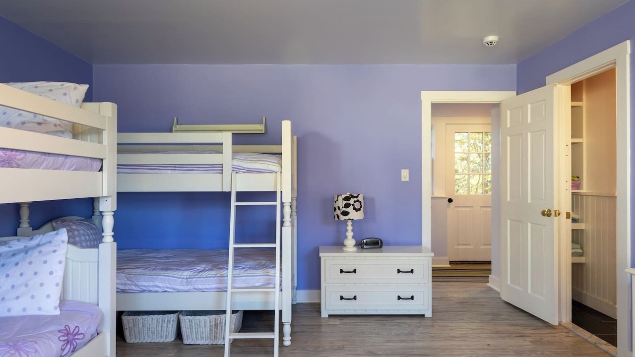 Photo of Bedroom in Menemsha