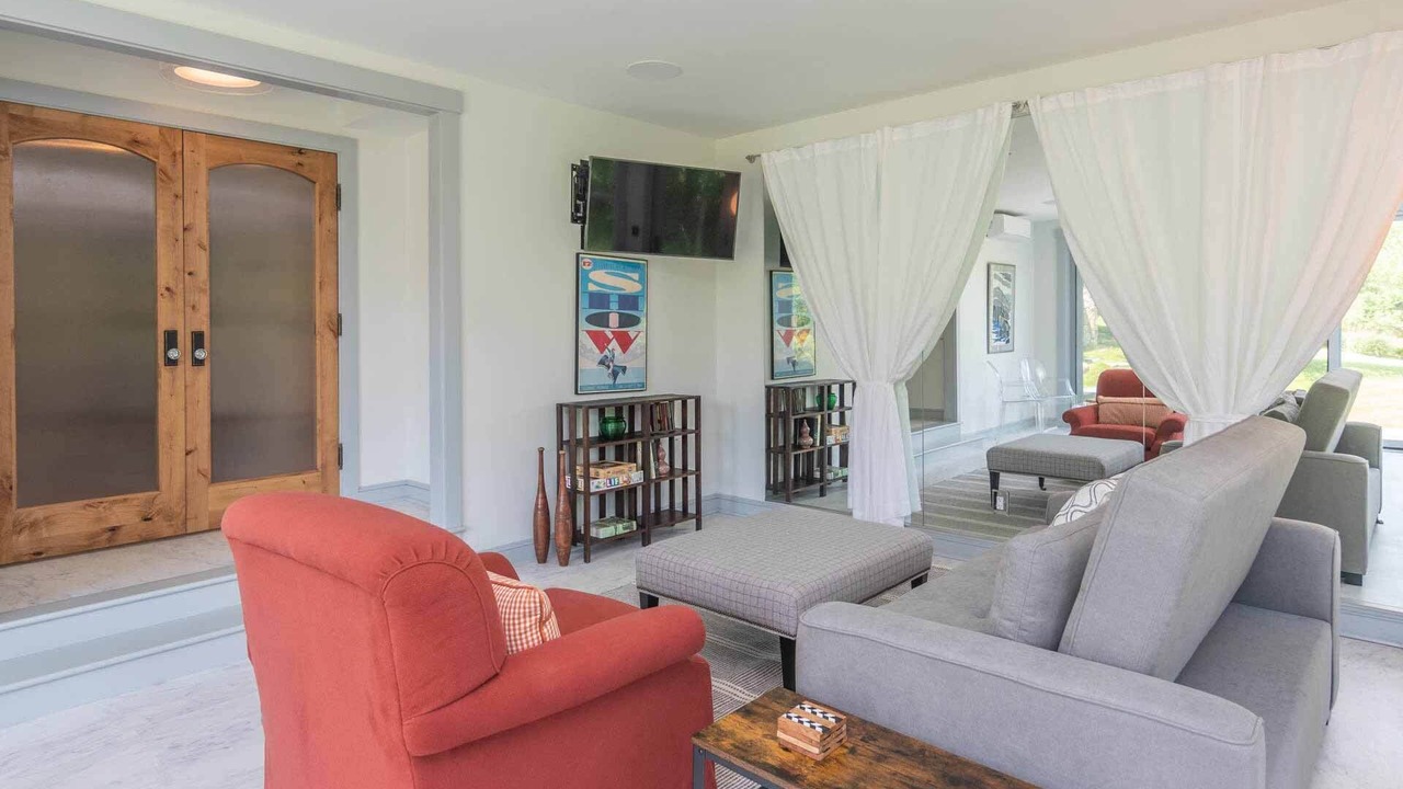 Photo of Bedroom in Chilmark