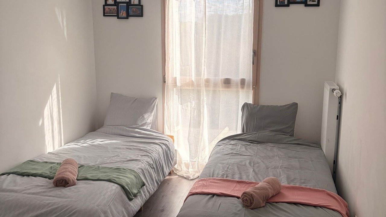Photo of Bedroom in Magny-le-Hongre