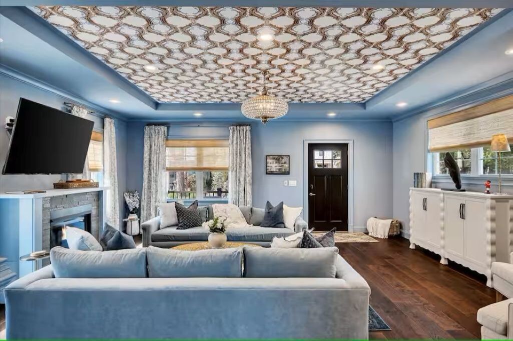 Photo of Livingroom in Saratoga Springs