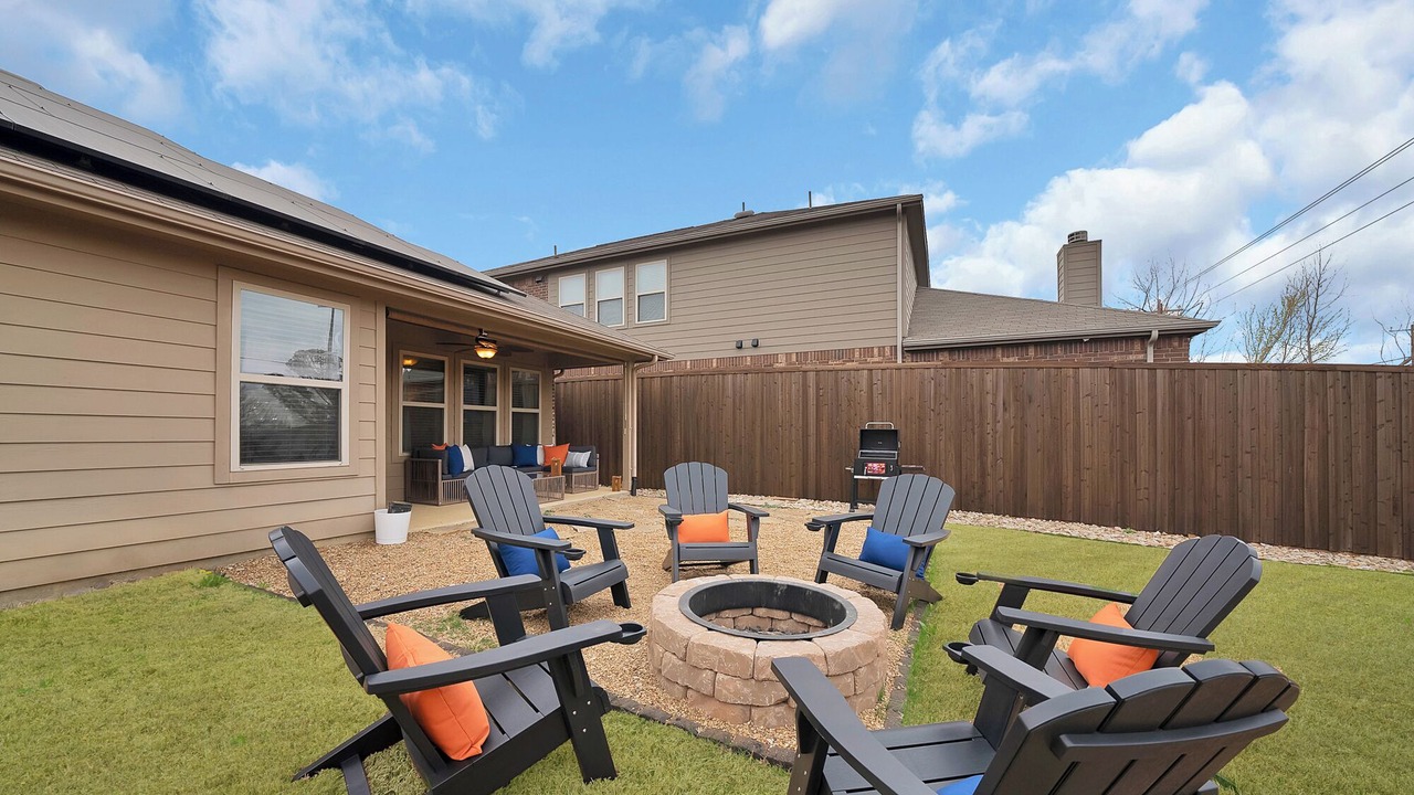 Photo of Patio Balcony in Cross Roads