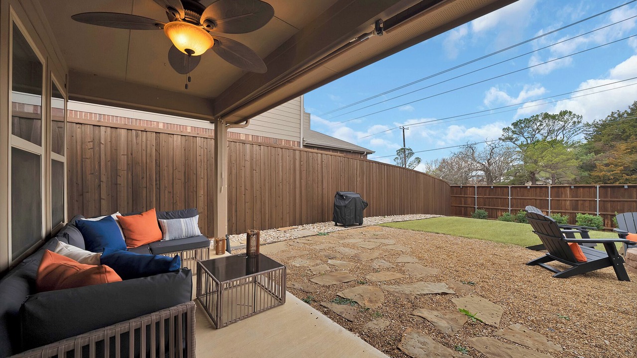 Photo of Patio Balcony in Cross Roads