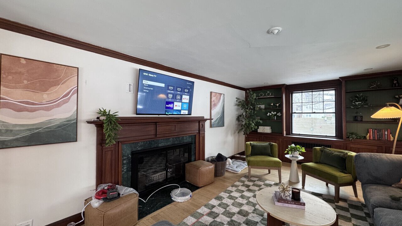 Photo of Livingroom in Framingham