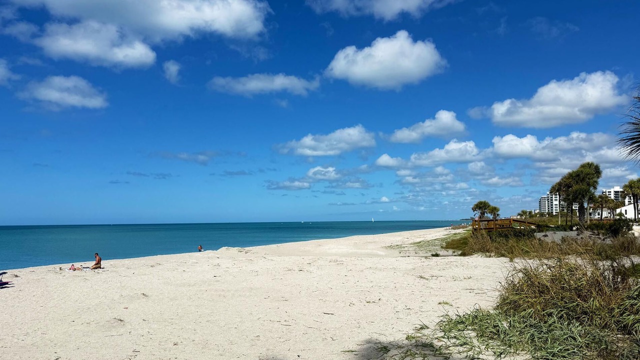Photo of Outdoor in Golden Beach