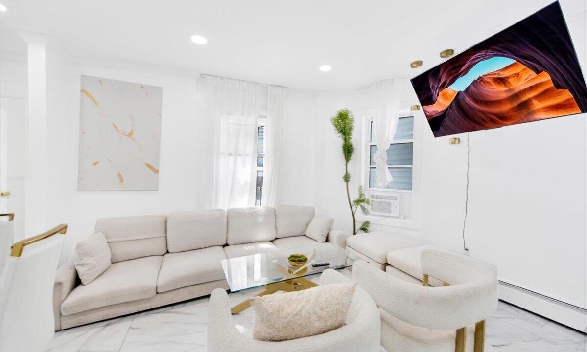 Photo of Livingroom in Bryn Mawr
