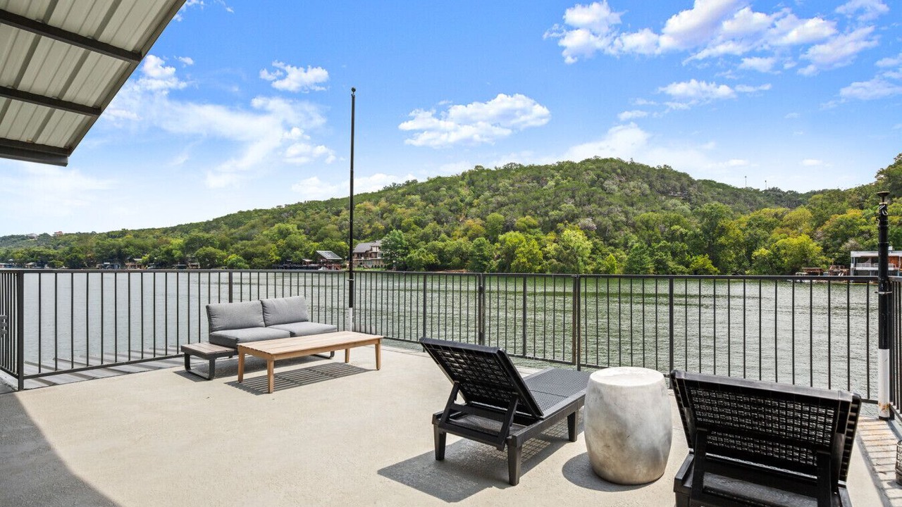 Photo of Patio Balcony in Manana West