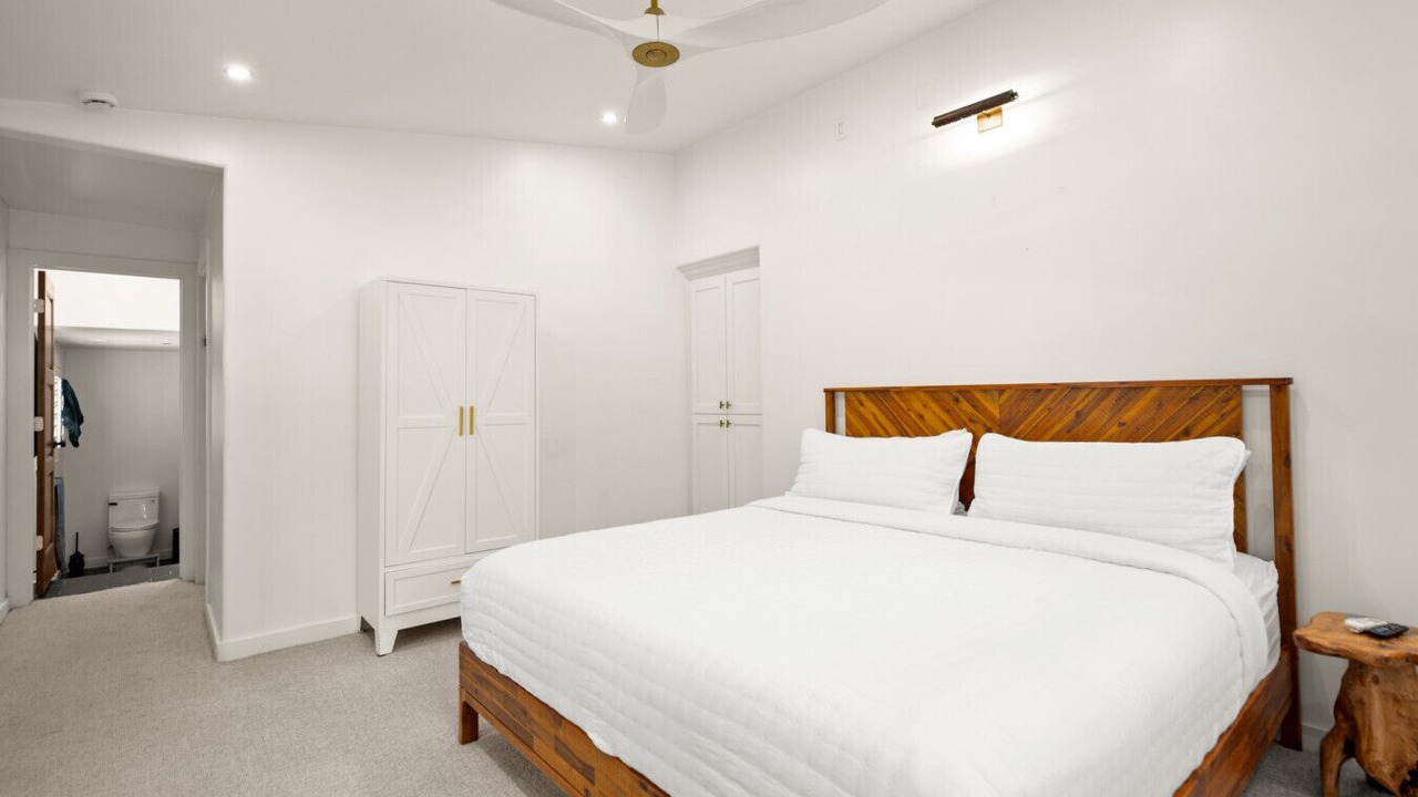 Photo of Bedroom in Manana West