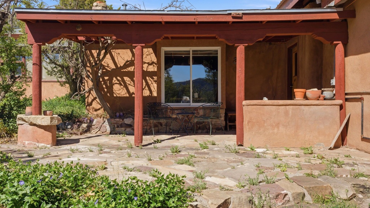 Photo of Outdoor in Zuzax